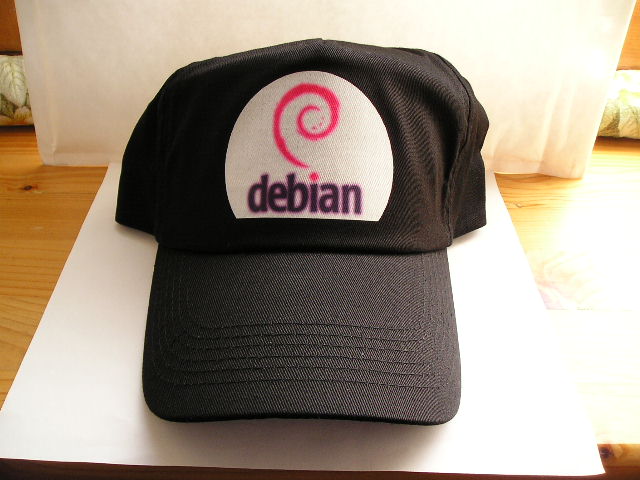 Cappellino Debian Photo