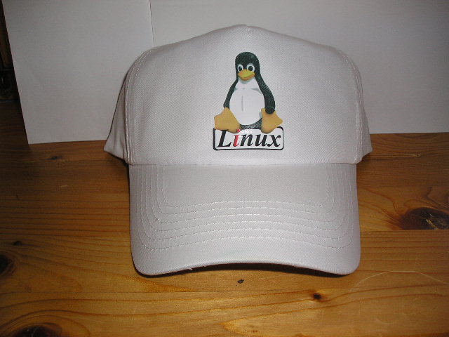 Cappellino Linux Tux Photo