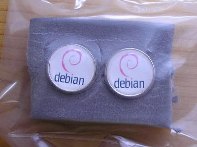Gemelli da polso Debian Photo